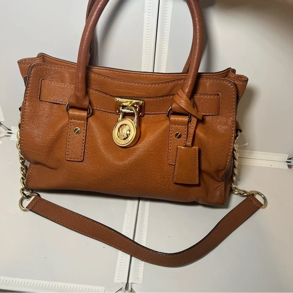 MICHAEL KORS Hamilton Medium Lock and Key Leather Bag Satchel/Shoulder Bag Brn